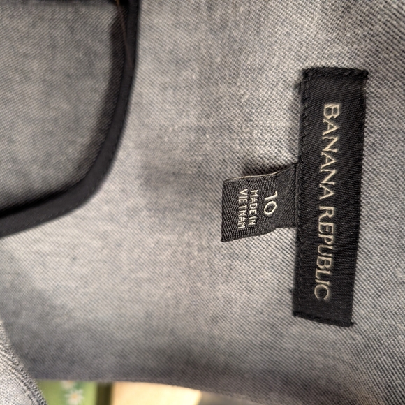 Banana Republic Bi Stretch Racer Neck Grey Sheath Mini Dress Size 10 Business - Picture 8 of 10